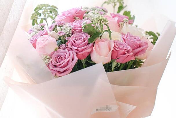 求婚 求婚送11朵粉玫瑰代表什么意思